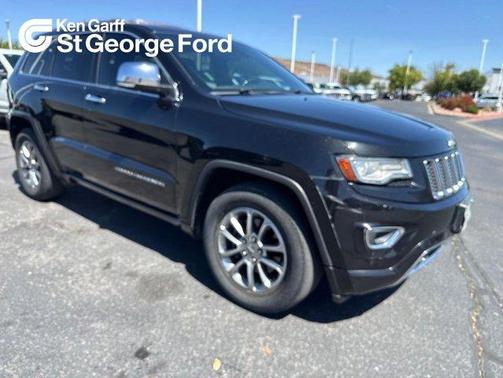 Brilliant Black Crystal Pearlcoat 2014 Jeep Grand Cherokee Overland