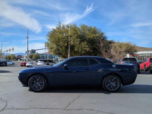 2017 Dodge Challenger R/T Plus