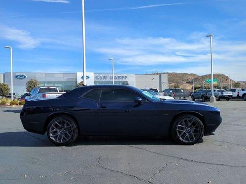 2017 Dodge Challenger R/T Plus