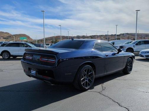 2017 Dodge Challenger R/T Plus