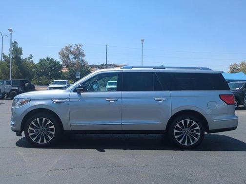 2020 Lincoln Navigator L Reserve