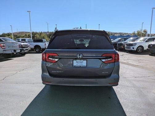 2022 Honda Odyssey Elite