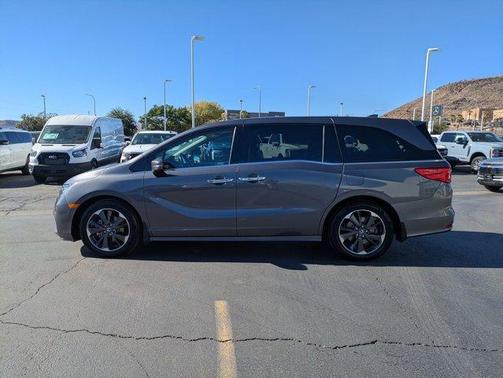 2022 Honda Odyssey Elite