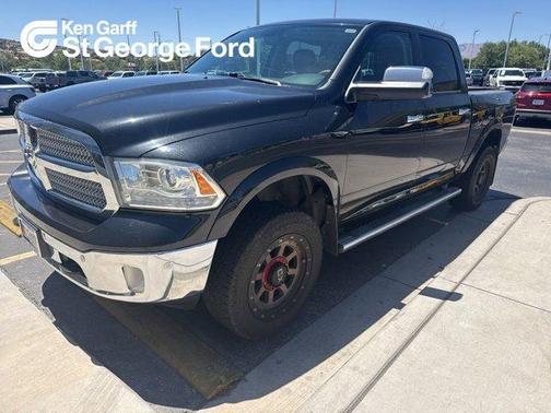 Brilliant Black Crystal Pearlcoat 2016 RAM 1500 Longhorn