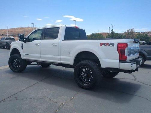 White Platinum Tri-Coat Metallic 2019 Ford F-350 Platinum