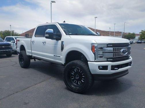 White Platinum Tri-Coat Metallic 2019 Ford F-350 Platinum
