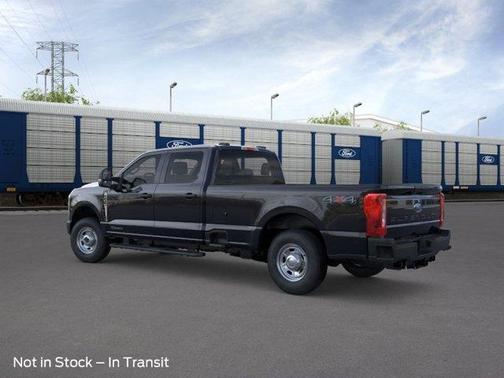 Agate Black Metallic 2026 Ford F-250 Super Duty