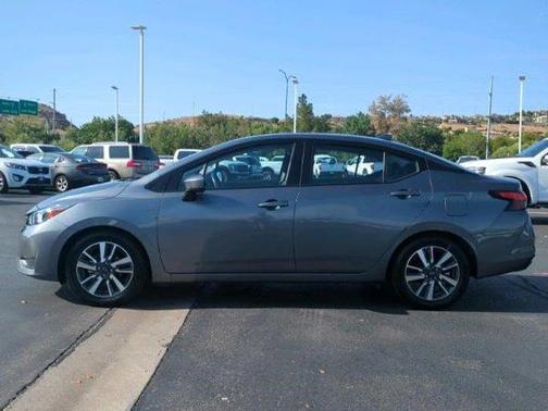 2023 Nissan Versa 1.6 SV