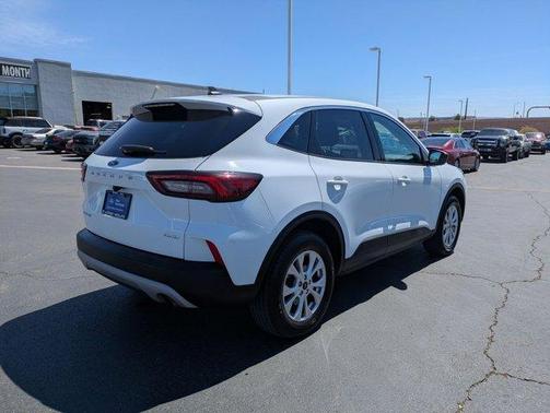 Oxford White 2024 Ford Escape Active