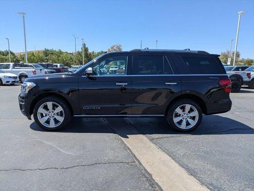 Agate Black Metallic 2024 Ford Expedition Platinum