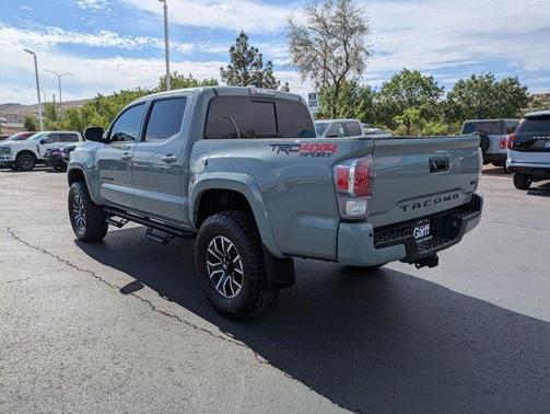 2022 Toyota Tacoma SR