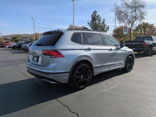 2021 Volkswagen Tiguan 2.0T SE R-Line Black