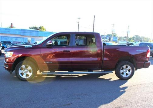 2020 RAM 1500 Big Horn Crew Cab 4x4 64' Box