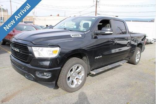 2019 RAM 1500 Big Horn/Lone Star Crew Cab 4x4 64' Box