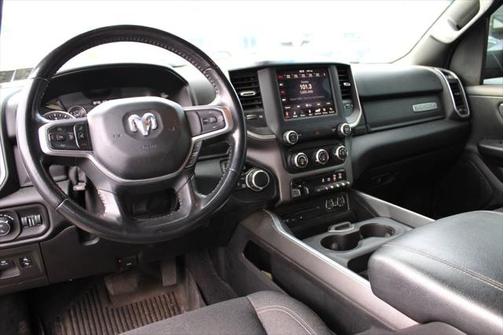 2019 RAM 1500 Big Horn/Lone Star Crew Cab 4x4 64' Box