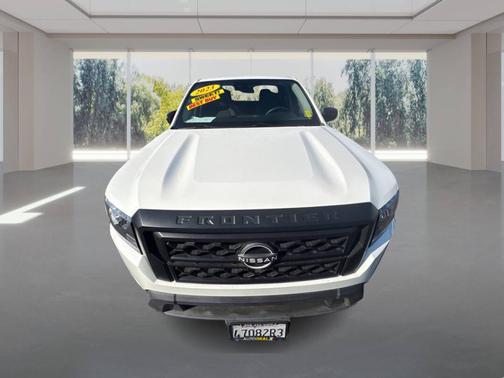 2023 Nissan Frontier S