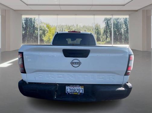 2023 Nissan Frontier S