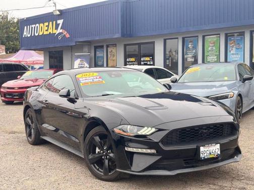 2022 Ford Mustang EcoBoost