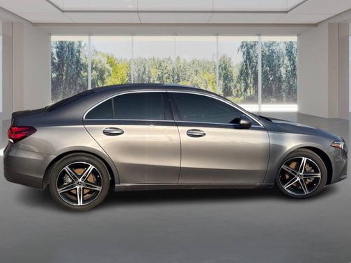 2022 Mercedes-Benz A-Class A 220