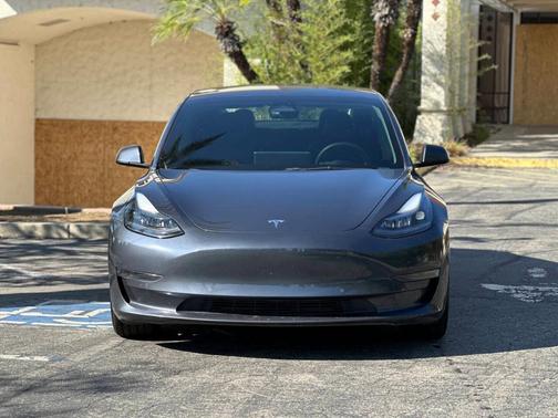 2022 Tesla Model 3 Base