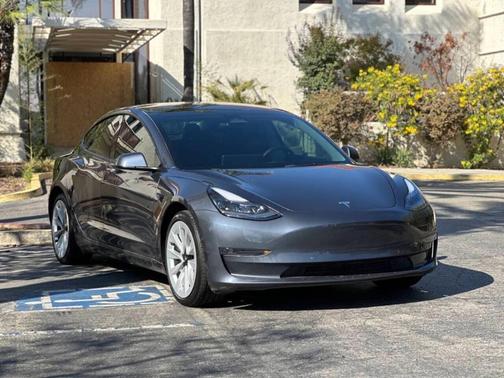 2022 Tesla Model 3 Base