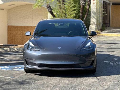 2022 Tesla Model 3 Base