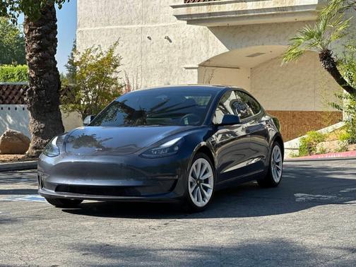 2022 Tesla Model 3 Base