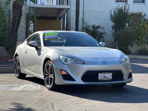 2014 Scion FR-S