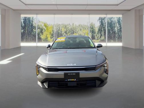 2025 Kia K4 