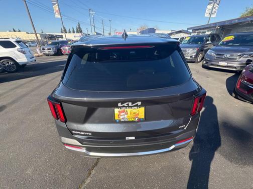 2024 Kia Sorento S