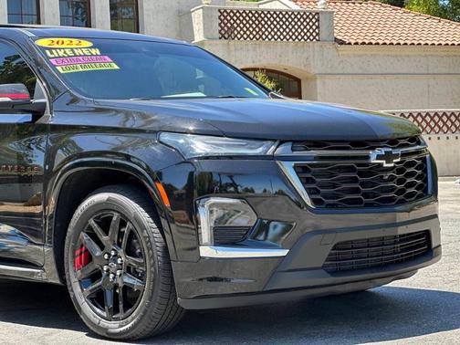 2022 Chevrolet Traverse Premier