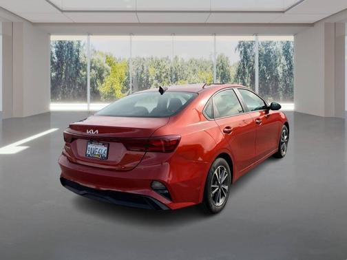 2022 Kia Forte LXS
