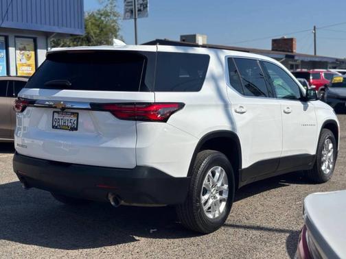 2022 Chevrolet Traverse LS
