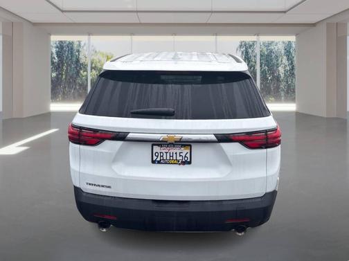 2022 Chevrolet Traverse LS