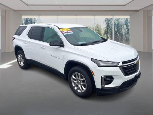 2022 Chevrolet Traverse LS