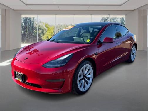 2021 Tesla Model 3 Standard Range Plus