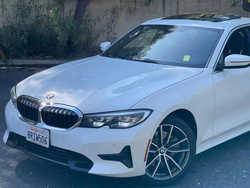 2020 BMW 330 i