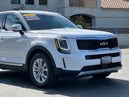 2022 Kia Telluride LX