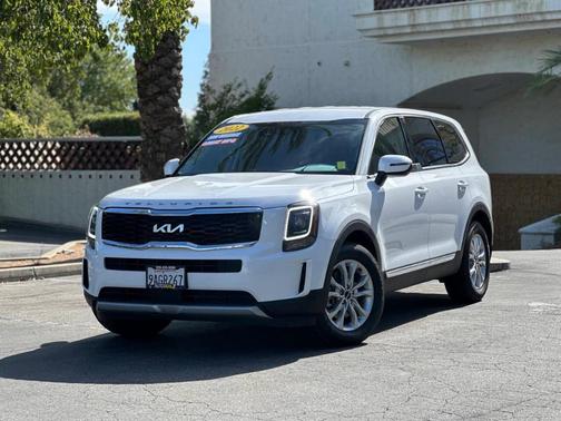 2022 Kia Telluride LX