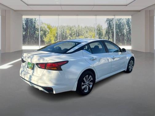 2023 Nissan Altima 2.5 S