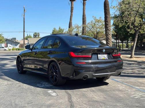 2020 BMW 330 i