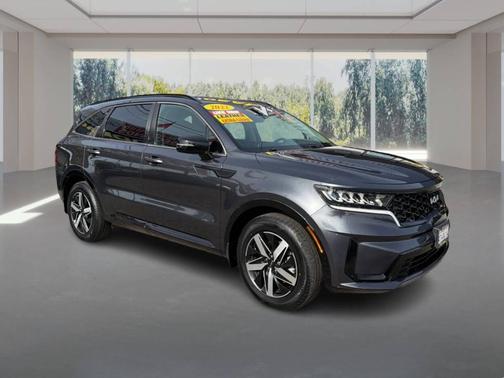 2022 Kia Sorento S