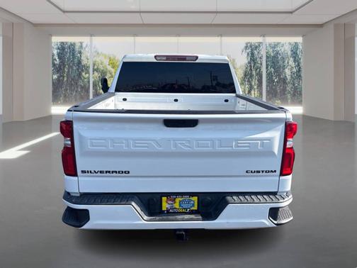 2021 Chevrolet Silverado 1500 Custom