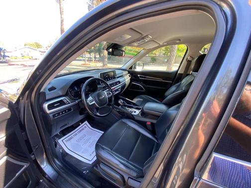 2020 Kia Telluride LX