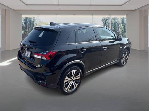 2023 Mitsubishi Outlander Sport S