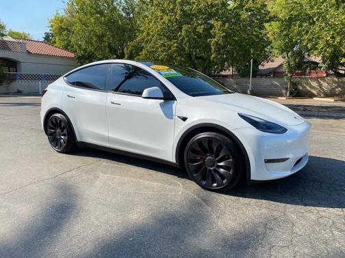 2022 Tesla Model Y Performance
