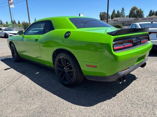 2017 Dodge Challenger SXT