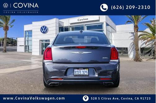 2016 Chrysler 300 S