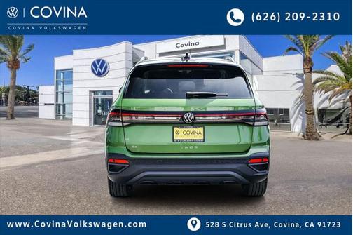2025 Volkswagen Taos 1.5T SE Black