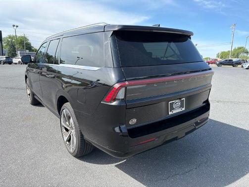 INFINITE BLACK MET CC 2025 Lincoln Navigator L L BLACK LABEL